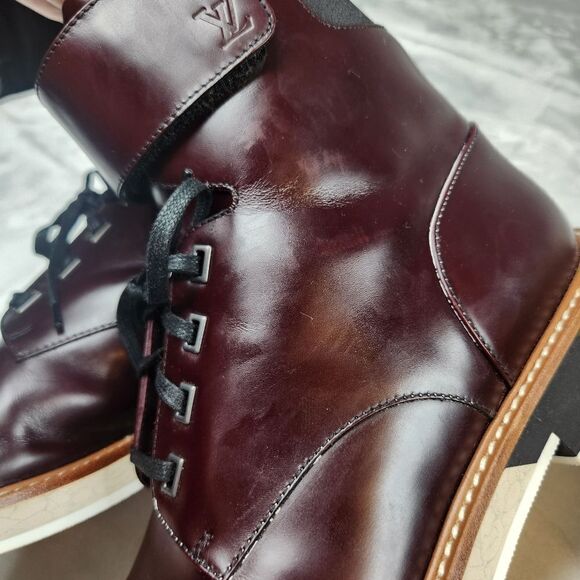 Louis Vuitton Men's Dark Whiskey Red Sword Leather Ankle Strap Boot Sz 8.5 - Picture 15 of 16
